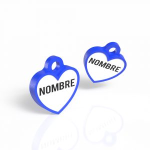 Vista principal de chapita identificativa en forma de corazón color azul eléctrico.