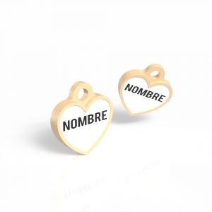 Vista principal de chapita identificativa en forma de corazón color tono madera.